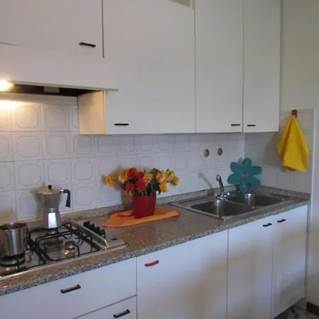 Beachfront Lido Dei Pini - Airco - Private Parking - Place Apartment Bibione