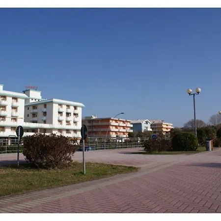 Διαμέρισμα Beachfront Lido Dei Pini - Airco - Private Parking - Place *